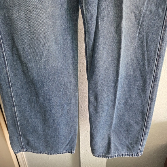 Hollister Blue Ultra High-Rise Denim Jeans - Picture 4 of 5